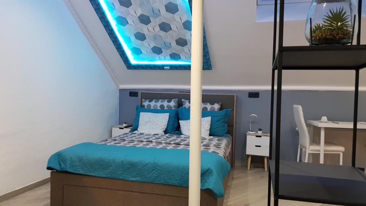Le Petit Luxembourg Apartment Montignies-sur-Sambre Luaran gambar