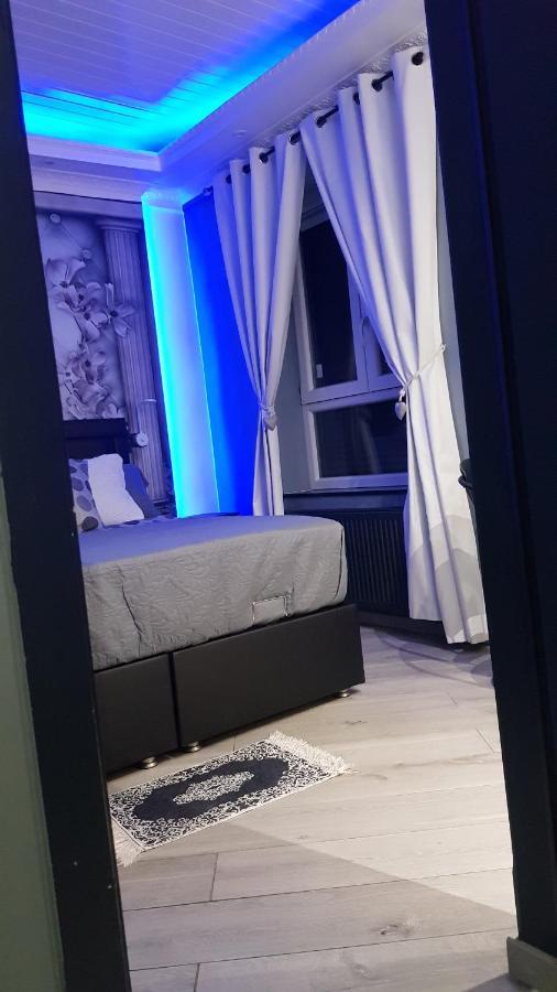 Le Petit Luxembourg Apartment Montignies-sur-Sambre Luaran gambar