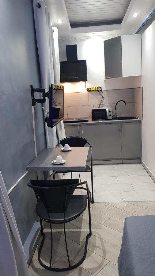 Le Petit Luxembourg Apartment Montignies-sur-Sambre Luaran gambar