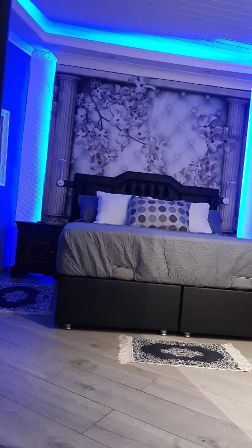 Le Petit Luxembourg Apartment Montignies-sur-Sambre Luaran gambar